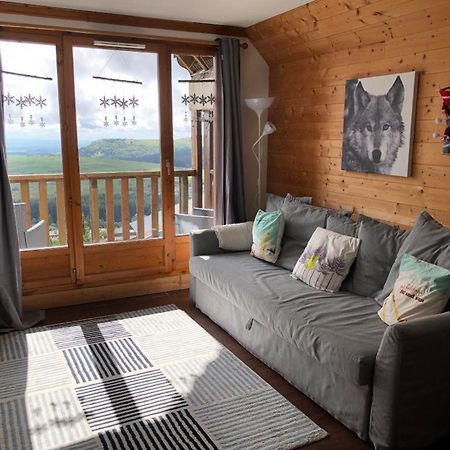 Lama-Gite-Des-Puys T3 Lamado Vue Epoustouflante Sud Avec Grande Terrasse Super Besse Exterior foto
